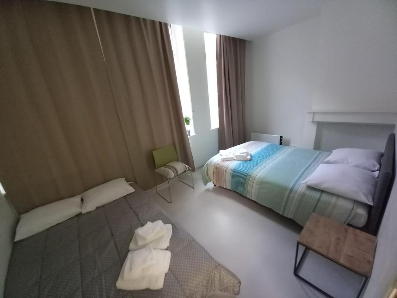 Chez Jean-Claude Bed & Breakfast Wavre Bagian luar foto